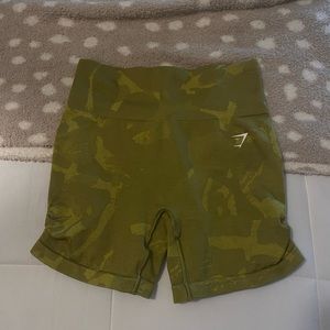 Gymshark green camo shorts SIZE SMALL